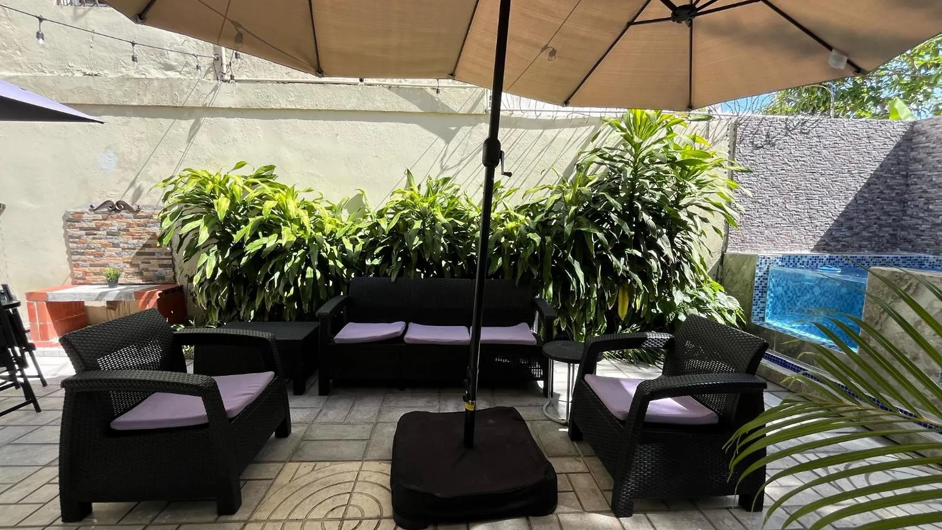 Дом отдыха Вилла Private House With Pool, Ac, Bbq, Fast Wi-Fi, Pet & Family Friendly, Near Colonial Zone, Mirador Sur Park & Ocean, In Санто-Доминго