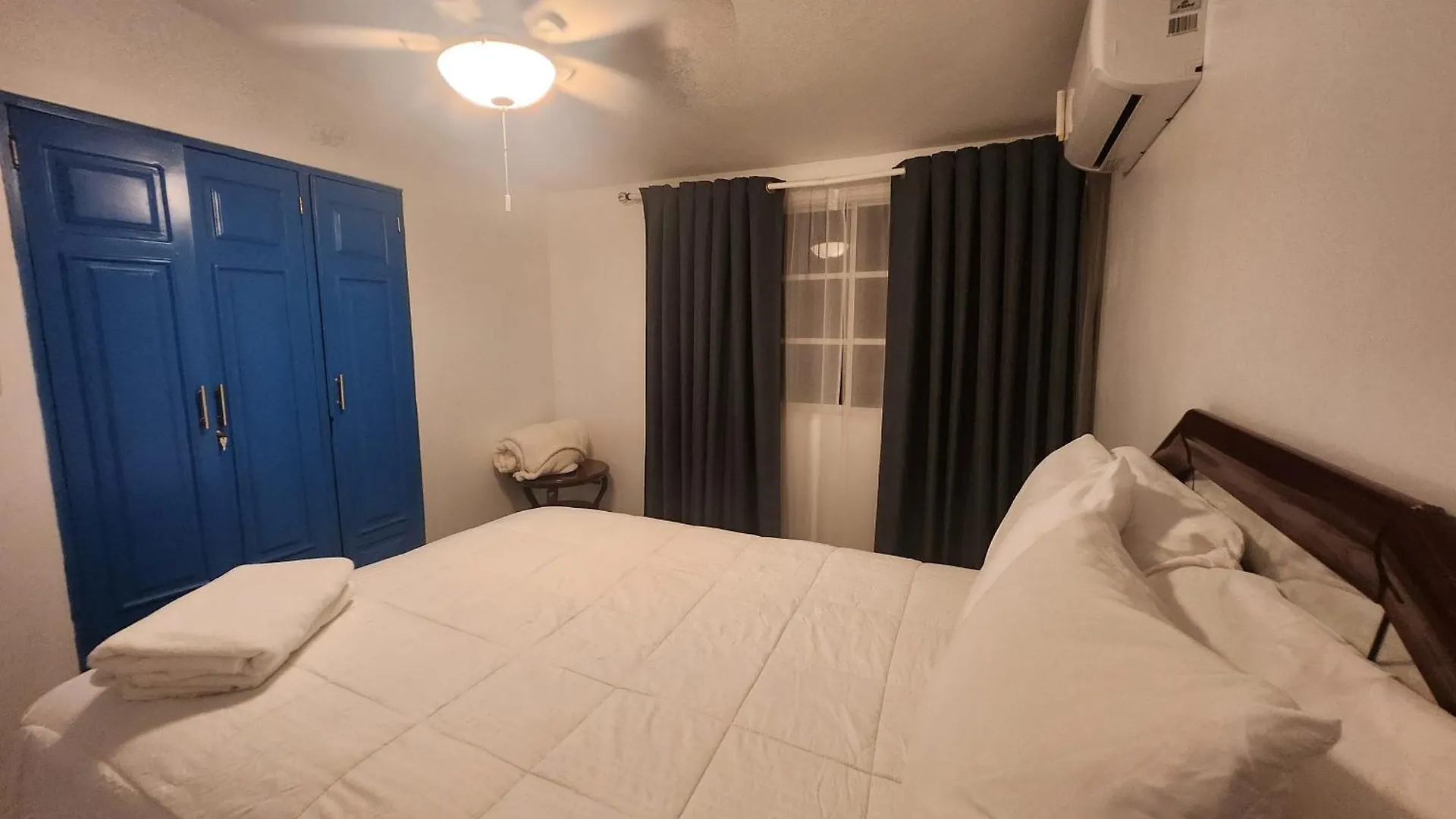Nyaraló Private House With Pool, Ac, Bbq, Fast Wi-Fi, Pet & Family Friendly, Near Colonial Zone, Mirador Sur Park & Ocean, In Santo Domingo Villa