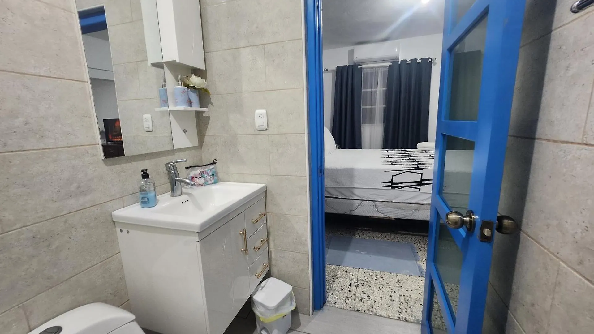 Private House With Pool, Ac, Bbq, Fast Wi-Fi, Pet & Family Friendly, Near Colonial Zone, Mirador Sur Park & Ocean, In Santo Domingo Villa